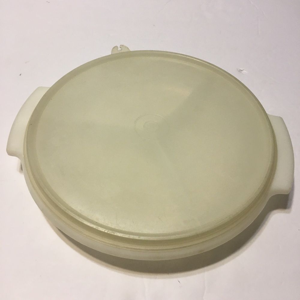 Tupperware White Suzette Divided Serving Platter